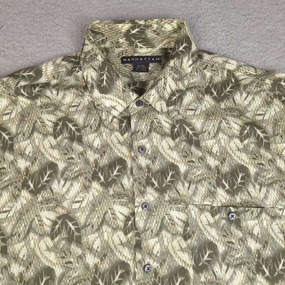 Vintage Manhattan Hawaiian Shirt Mens XL Green Leaves Rayon Button Up - Picture 2 of 12